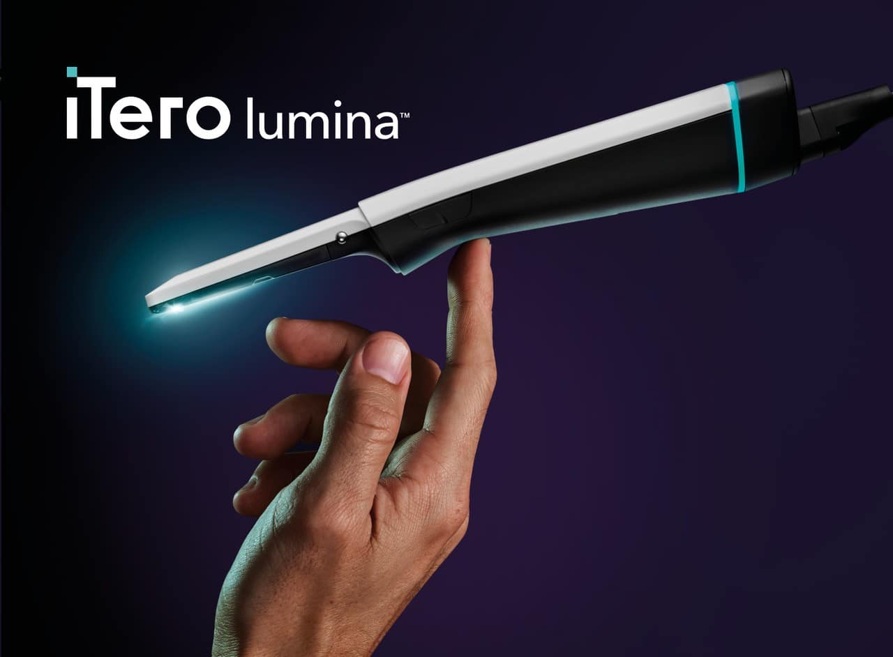 Align-Technology_iTero-Lumina-Intraoral-Scanner